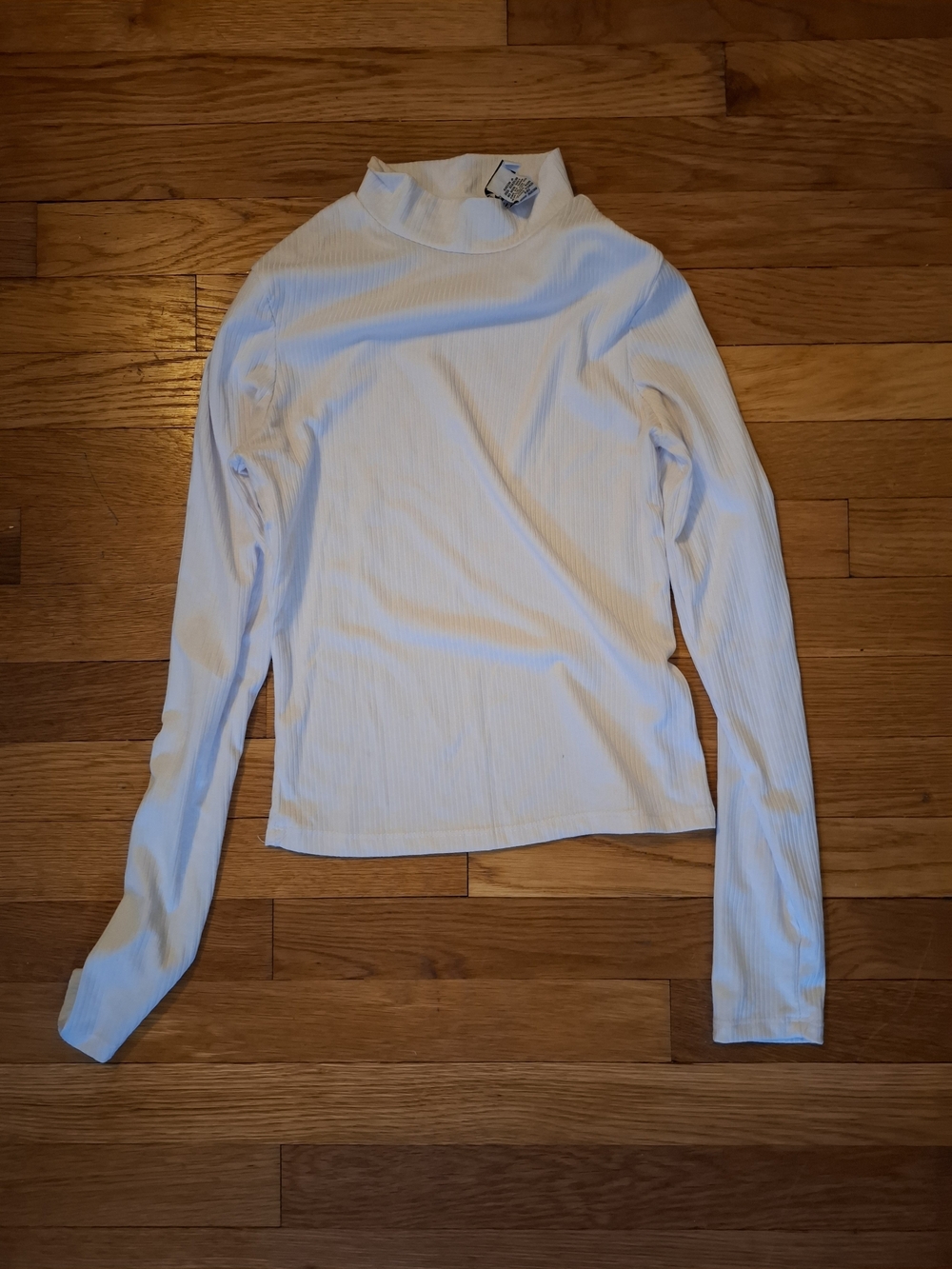 Women’s White Ribbed Mock Neck Long Sleeve Top